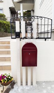 ステンレス切り文字表札ミバエ