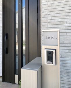 アクシィ1型表札プラティコ