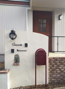 ステンレス切り文字表札ミバエ