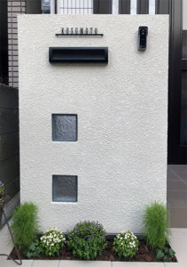 ステンレス切り文字表札ミバエ