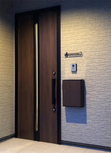 ステンレス切り文字表札ミバエ